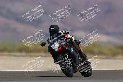 media/Sep-11-2022-SoCal Trackdays (Sun) [[81b7e951af]]/Turn 14 (1130am)/